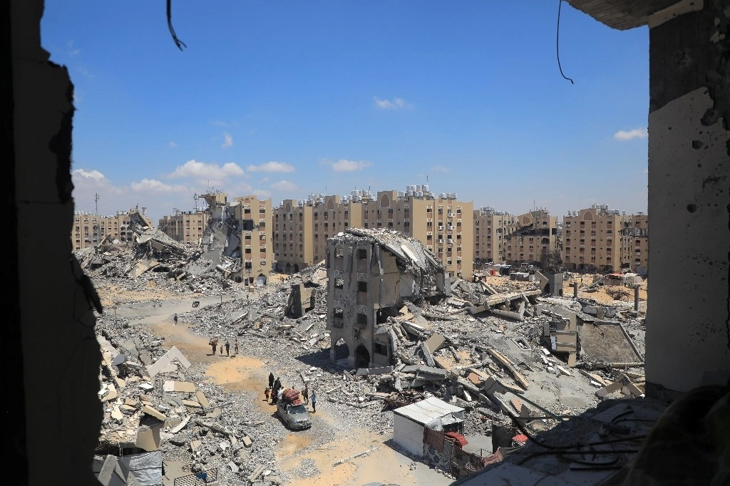 La ciudad de Hamad, un barrio en el noroeste de la ciudad de Khan Younis, en el sur de la Franja de Gaza tras un bombardeo israelí. Foto Xinhua
