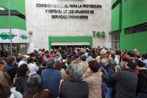Las instituciones que registraron el mayor número de controversias ante la Condusef fueron BBVA, Citibanamex, Banorte y HSBC. Foto Pablo Ramos / archivo 