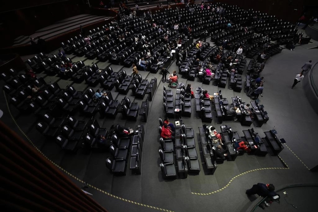 Diputados aprobaron en lo general y lo particular la Ley General de Movilidad y Seguridad Vial, en el recinto legislativo de San Lázaro, en la Ciudad de México, el 29 de marzo de 2022. Foto José Antonio López