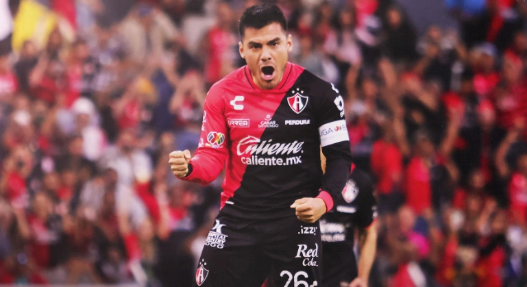 Minutos antes del descanso, al 45+1, los Zorros ampliaron su ventaja (2-0) con un penal anotado por Aldo Rocha. Foto @AtlasFC.