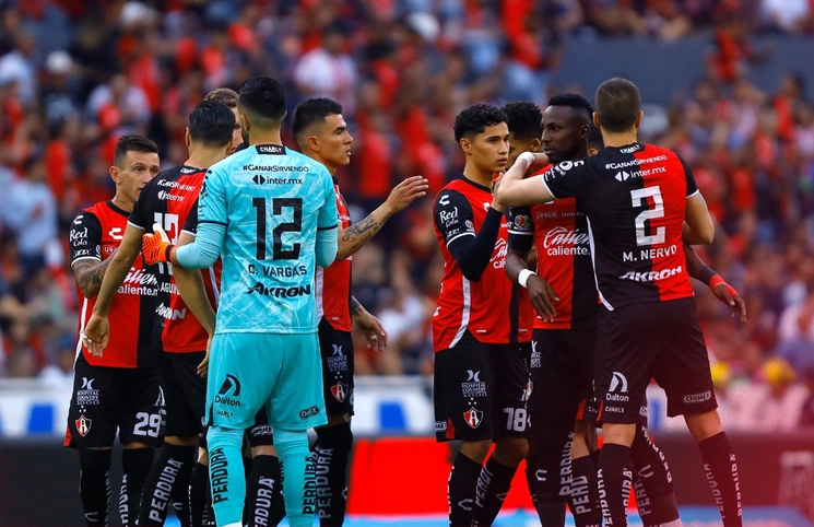 Jugadores del Atlas durante el encuentro. Foto tomada de la cuenta de Twitter @AtlasFC