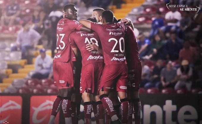 Jugadores del Atlas celebran el resultado. Foto Club Atlas