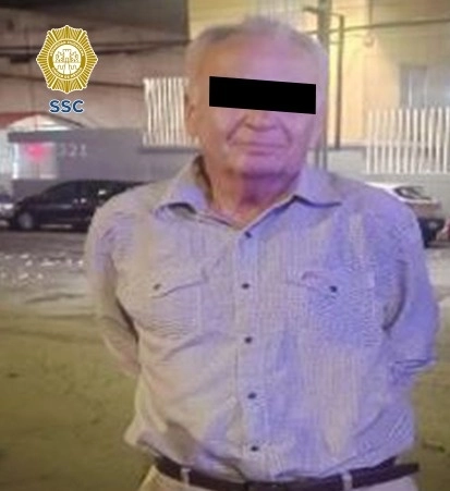El sujeto fue detenido tras impactar su unidad con una patrulla. Foto SSC-CDMX