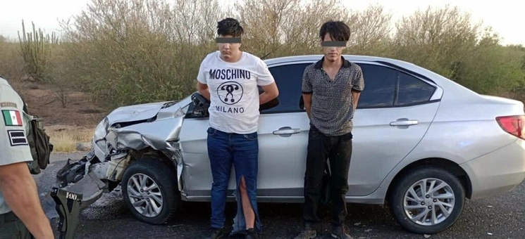 Luis Alberto y Aldo fueron detenidos en flagrancia, por protagonizar una persecución en la carretera Federal México 15, el pasado 18 de junio de 2023.  Foto 'La Jornada'