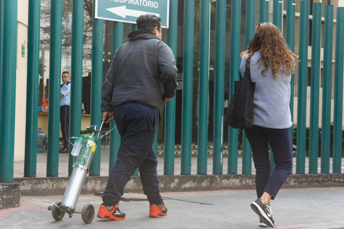 La Secretaría de Salud reportó que este sábado hay 155 mil 826 casos activos de Covid-19 en México. Foto Pablo Ramos 