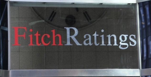 Fitch estima actualmente ventas de vehículos ligeros en Estados Unidos por 16 millones de unidades para 2025, lo que significa una reducción de 300 mil unidades menos respecto a lo estimado de principios del año. 