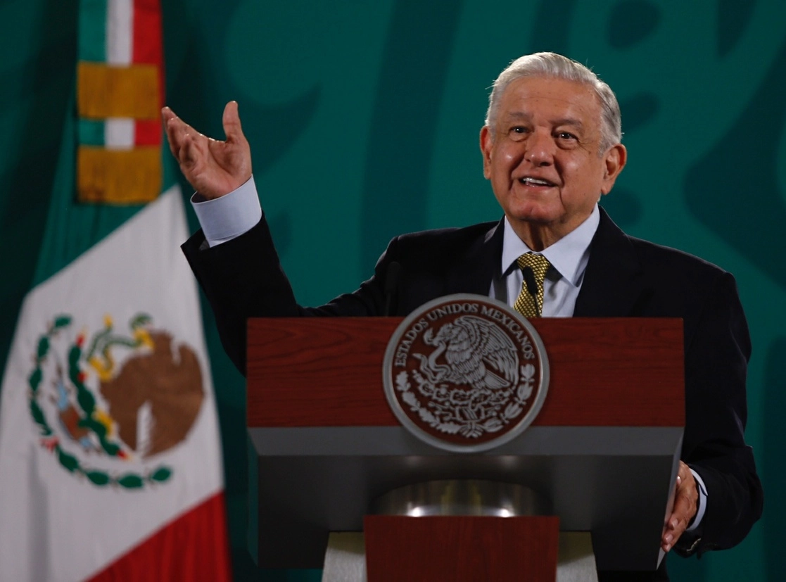 Andrés Manuel López Obrador, presidente de México, durante conferencia de prensa de esta mañana de 24 de agosto, desde Palacio Nacional. Foto Guillermo Sologuren