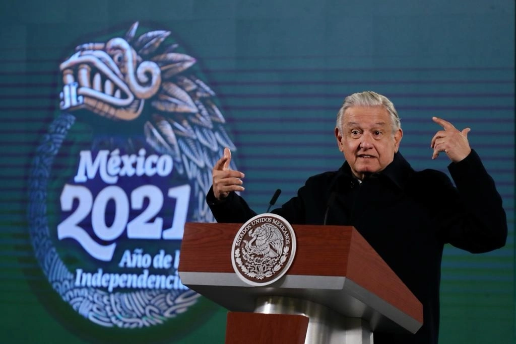 El presidente de México, Andrés Manuel López Obrador, durante su conferencia matutina en Palacio Nacional, en la Ciudad de México, el 21 de diciembre de 2021. Foto Roberto García Ortiz