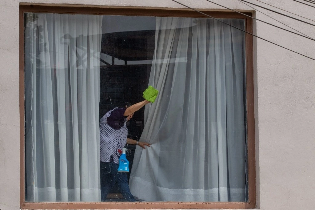 Las tareas de cuidado equivalen a 26 por ciento del Producto Interno Bruto (PIB) mexicano, pero la mayor parte se recarga actividades sin paga que realizan las mujeres. Foto Cuartoscuro.
