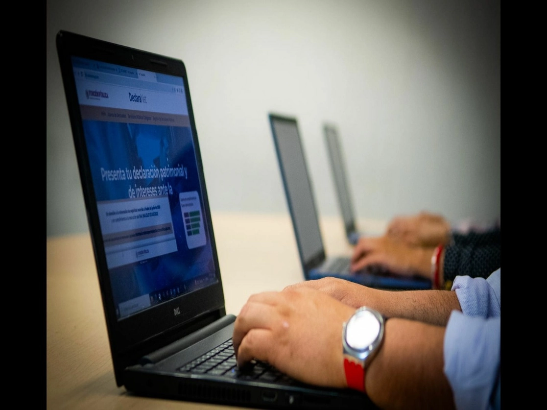 De las 294 instituciones registradas en DeclaraNet, 46 ya han alcanzado el cien por ciento de cumplimiento de su personal, y 63 cuentan con un índice de cumplimiento superior al 95 por ciento. Foto tomada del sitio de https://declaracion.declaranet.gob.mx