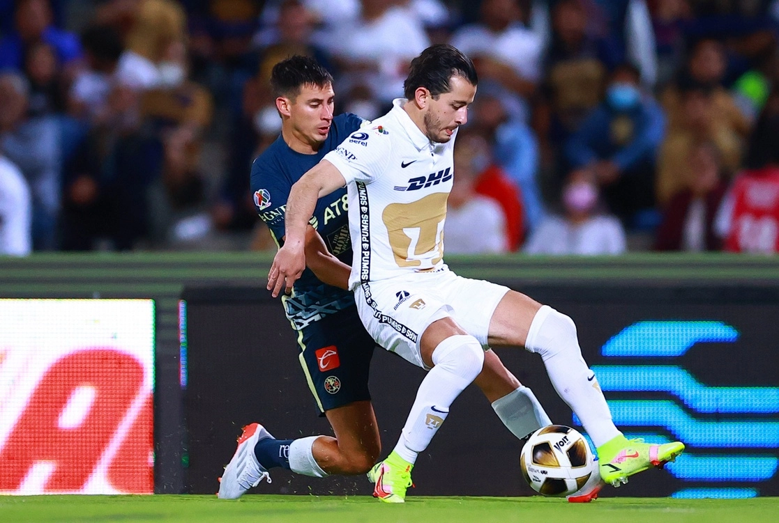 El equipo universitario está obligado a ganar hoy al América si desea clasificar a las semifinales. Foto tomada de la cuenta de Twitter @PumasMX