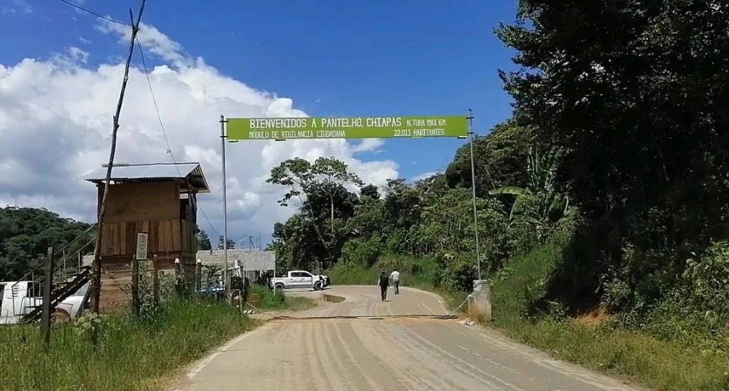 Entrada al pueblo de Pantelhó en Chiapas. Foto redes sociales