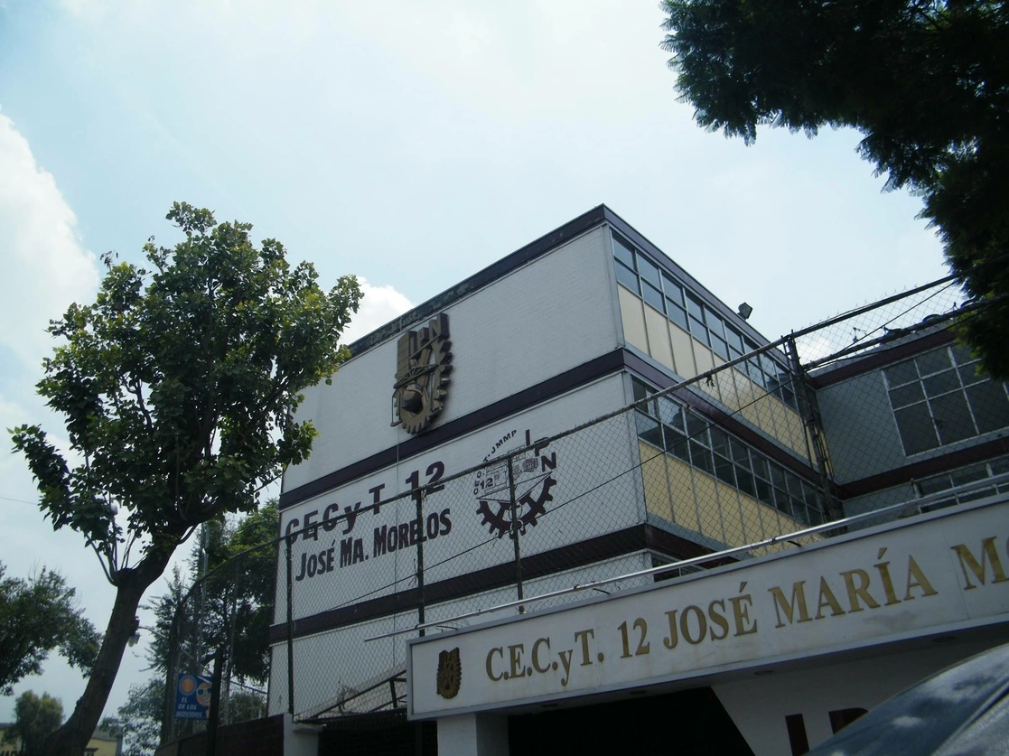 Fachada del Cecyt 12 "José María Morelos", del IPN. Foto tomada del sitio de https://www.facebook.com/cecyt12oficial / Archivo