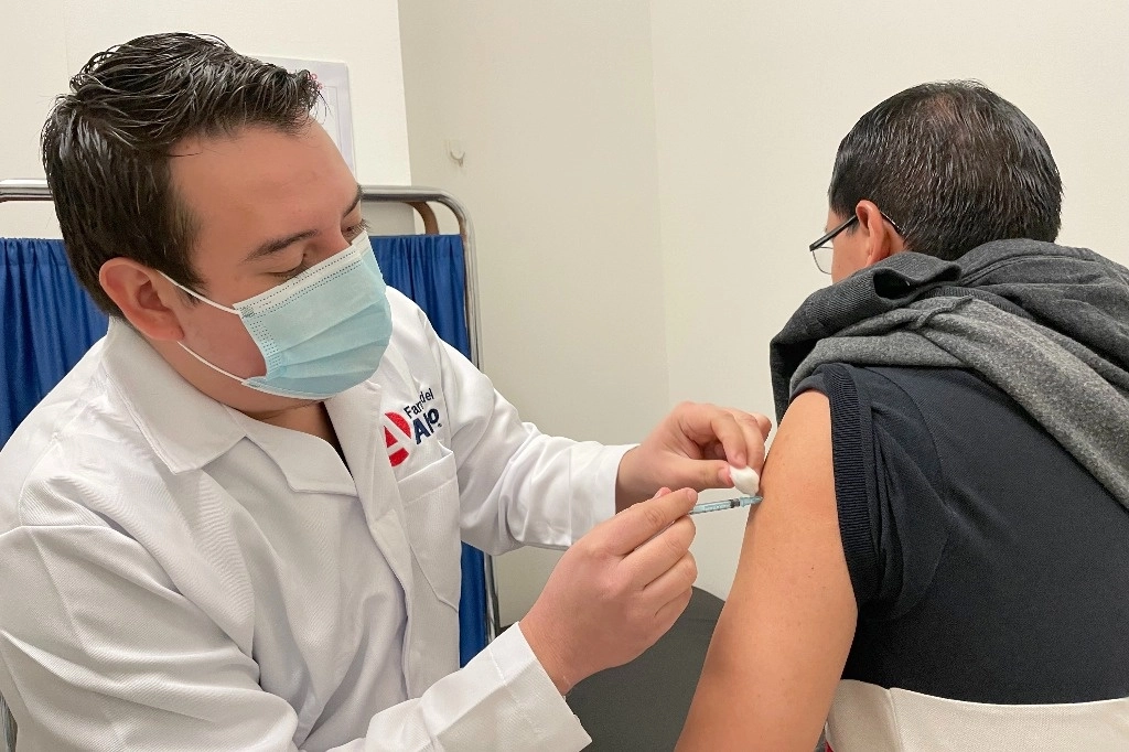 La Cofrepris autorizó el ensayo clínico para probar la eficacia de la vacuna contra el virus sincicial. Foto Roberto García/Archivo 