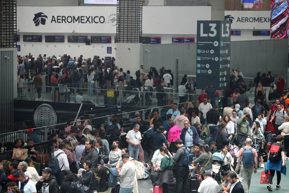 Usuarios del Aeropuerto Internacional de la Ciudad de México. Foto