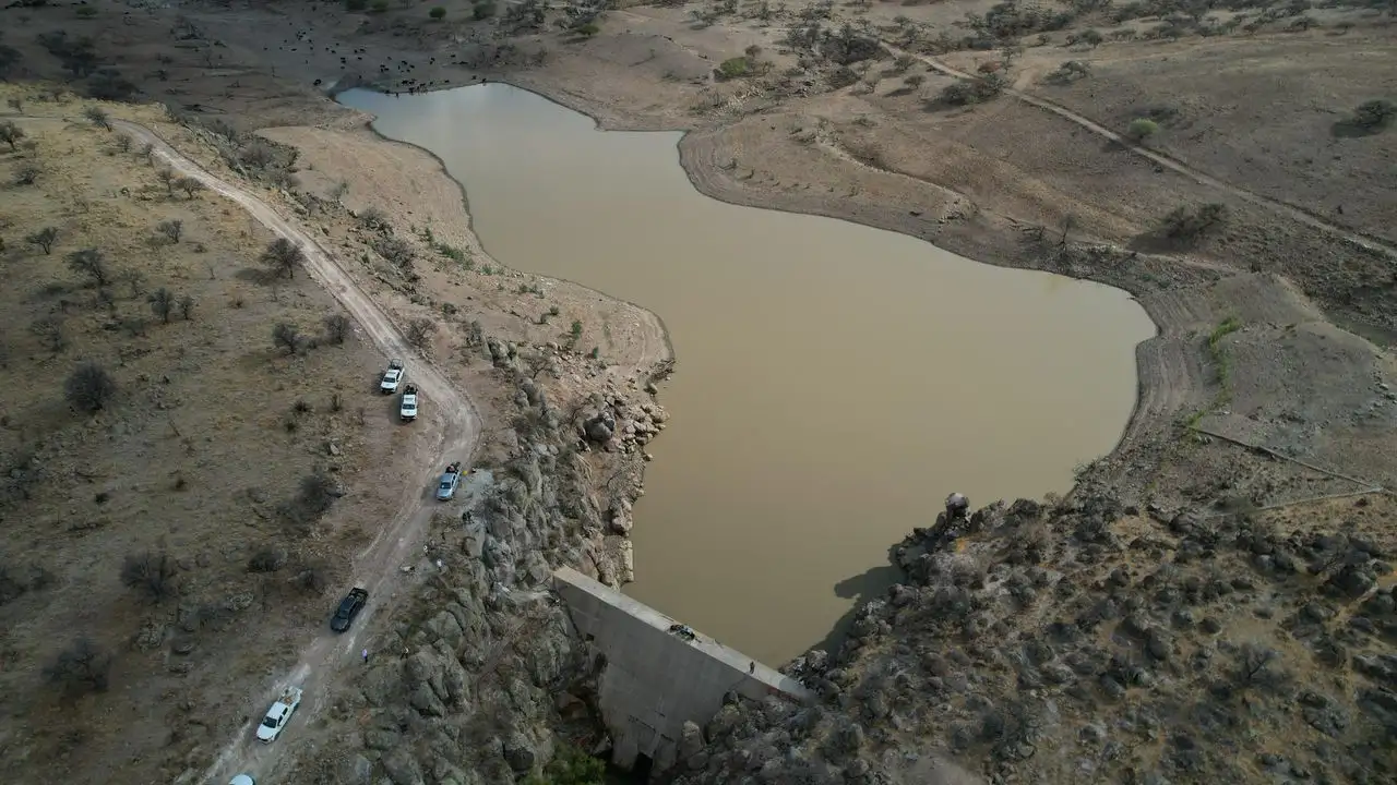 Vista de una de las obras ilegales en el rancho del ex gobernador César Duarte.