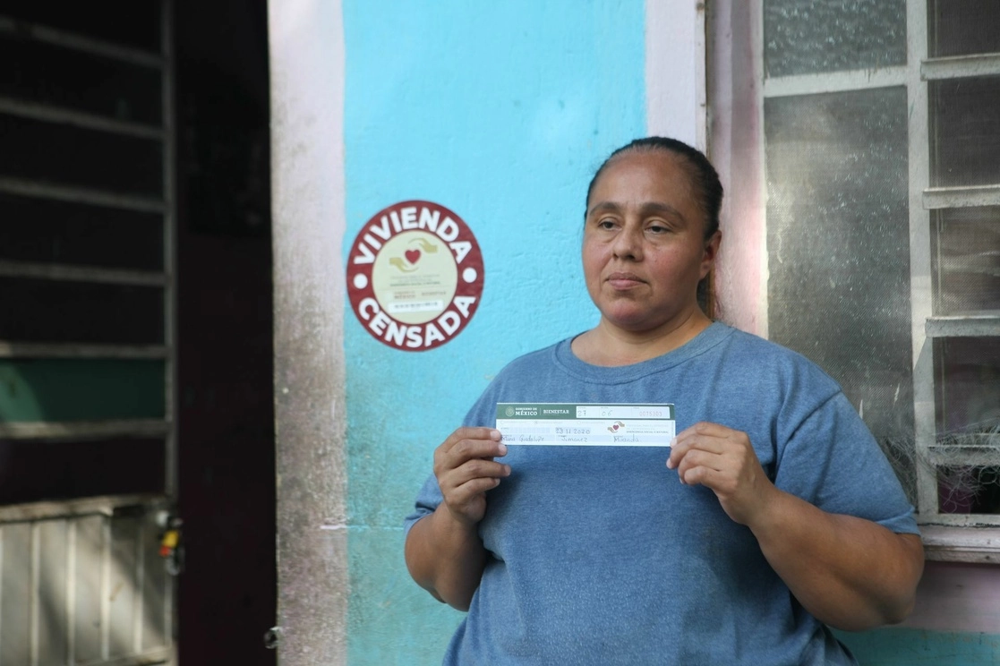 El censo de viviendas afectadas por inundaciones en Chiapas y Tabasco lleva avance de 50 por ciento, informó el presidente Andrés Manuel López Obrador. Foto Cuartoscuro 