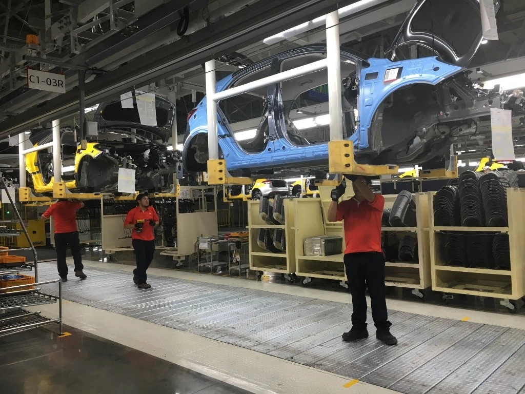 La industria automotriz en México tuvo su mejor primer bimestre desde el 2017, al vender 225 mil 357 vehículos ligeros en el mercado interno. Foto Notimex / Archivo