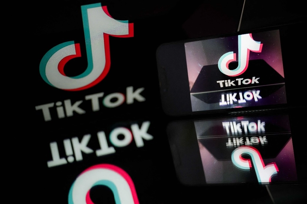 Esta fotografía tomada el 7 de marzo de 2024 en Nantes muestra el logotipo de la plataforma de redes sociales china TikTok. Foto Afp