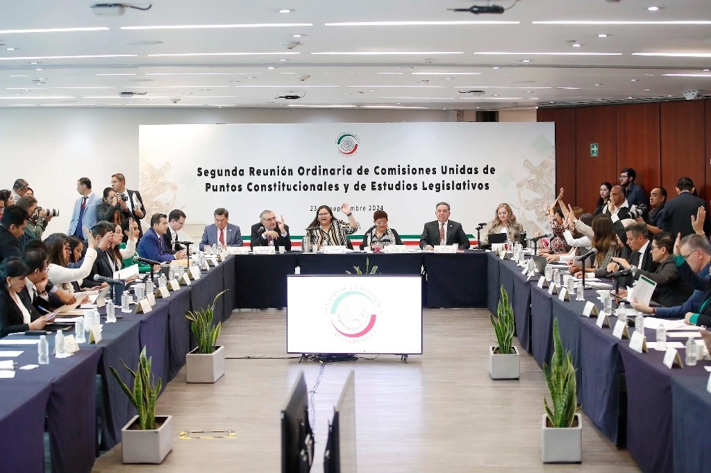 Comisiones del Senado discuten el dictamen referente a la reforma en materia de pueblos y comunidades indígenas y afromexicanos. Foto Senado de la República
