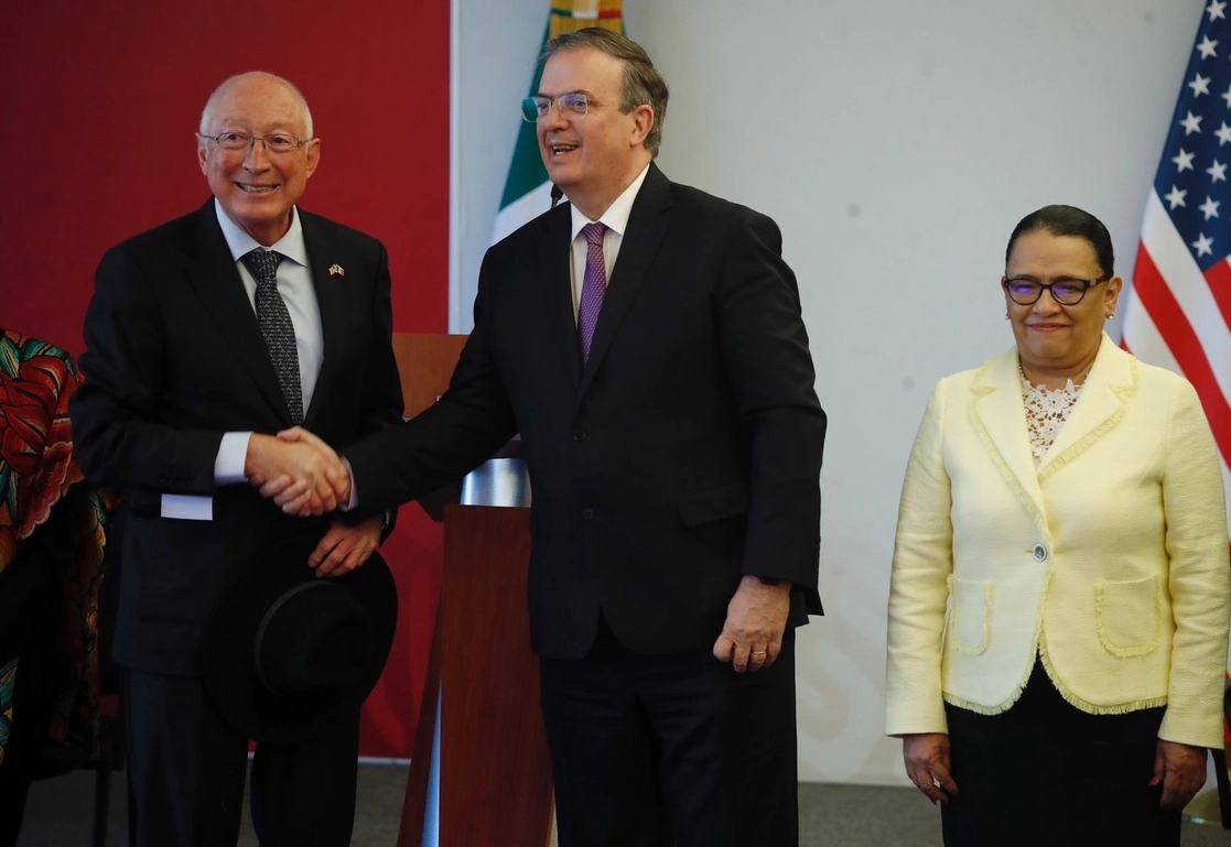 El embajador de Estados Unidos en México, Ken Salazar; el canciller Marcelo Ebrard; y la secretaria de Seguridad y Protección Ciudadana, Rosa Icela Rodríguez, durante el evento "Entendimiento Bicentenario México- EUA", realizado en la Secretaría de Relaciones Exteriores, Ciudad de México, el 27 de abril de 2022. Foto Cristina Rodríguez