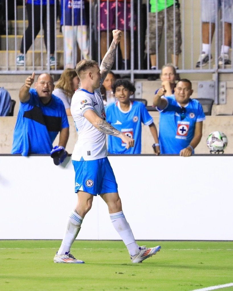 La Jornada – Avanzan Cruz Azul, Santos, Pachuca y Necaxa en la Leagues Cups