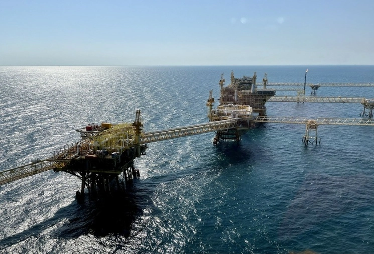 La producción de crudo de Petróleos Mexicanos, sin contar a socios privados, fue de un millón 587 mil barriles diarios en abril, monto que representó un avance de 0.63 por ciento frente marzo. Foto Roberto González Amador / Archivo