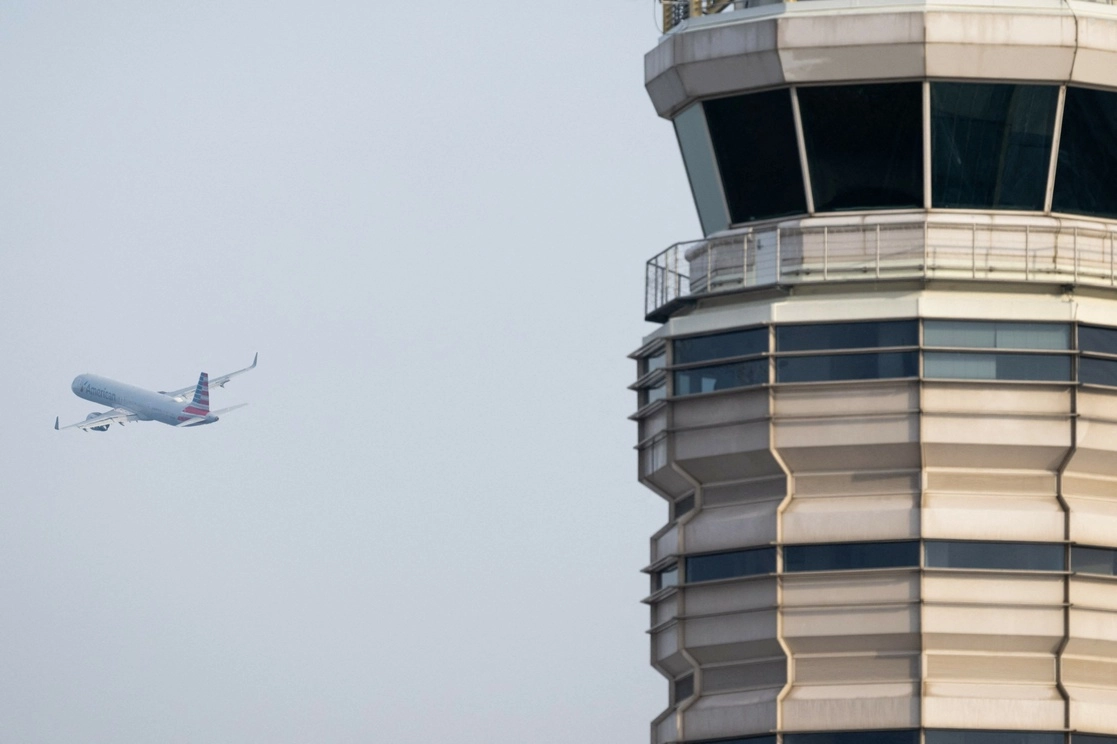 Torre de control de tráfico aéreo en Virginia. Foto Afp