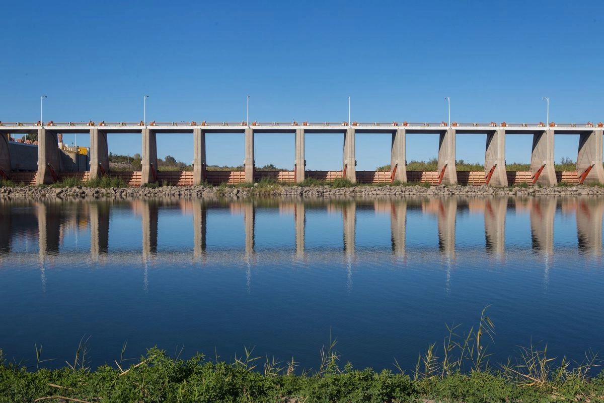 Presa Morelos en el Valle de Mexicali, la cual provee de agua a los municipios de Ensenada y Tijuana, BC. Foto  