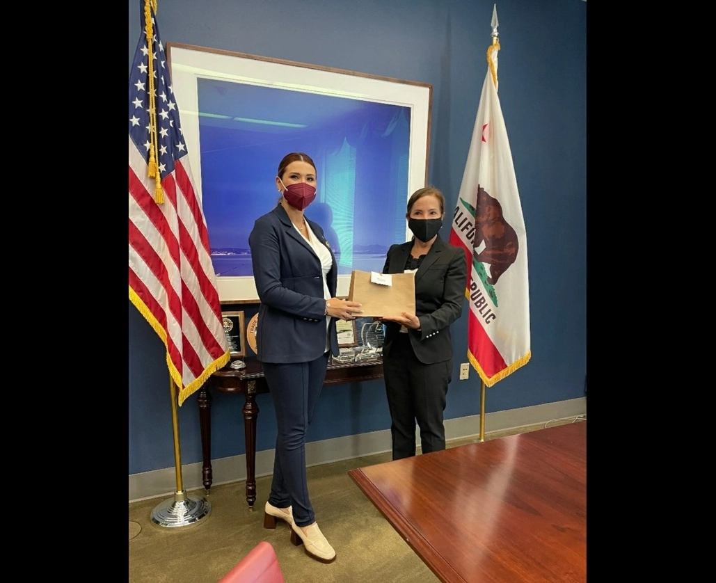 Marina del Pilar, gobernadora electa de Baja California y Elena Kounalakis, vicegobernadora de California.