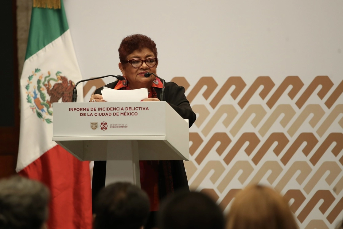 La fiscal general de justicia capitalina, Ernestina Godoy, resaltó la disminuciones en los delitos de homicidio y robo de vehículos. Foto Yazmín Ortega Cortés / Archivo