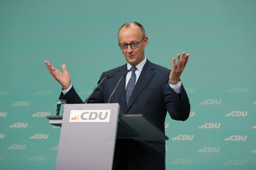 Friedrich Merz no se ha enterado de que el globalismo neoliberal ya feneció. Foto Xinhua