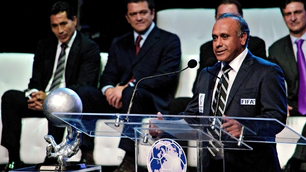 Cristóbal Ortega (1956-2025), desde los llanos de la Ciudad de México y competencias escolares, cumplió el sueño de hacerse futbolista profesional y jugar en un solo equipo; es considerado una de las máximas figuras del América. Foto @LigaBBVAMX 