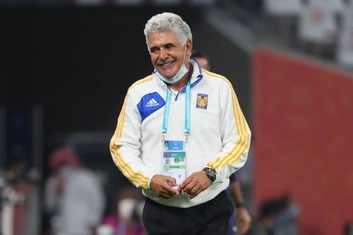 Ricardo Ferretti acaricia con Tigres la oportunidad de ganar un título internacional, luego de la frustración sufrida en 2015 en la Copa Libertadores. Foto Afp