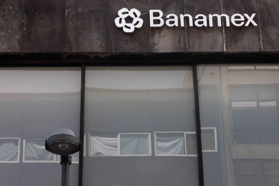 La segunda institución bancaria más grande del país por número de clientes indicó a La Jornada que sus servicios de Banca Móvil, BancaNet, BancaNet Empresarial, cajeros automáticos y centro de ayuda telefónica tuvieron problemas para operar.