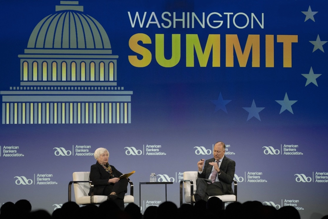 El sector bancario de Estados Unidos se mantiene resistente a pesar de experimentar turbulencias tras el reciente colapso del Silicon Valley Bank y del Signature Bank, señaló el director ejecutivo de la Asociación de Banqueros de ese país, Rob Nichols, el 21 de marzo de 2023. Foto Ap