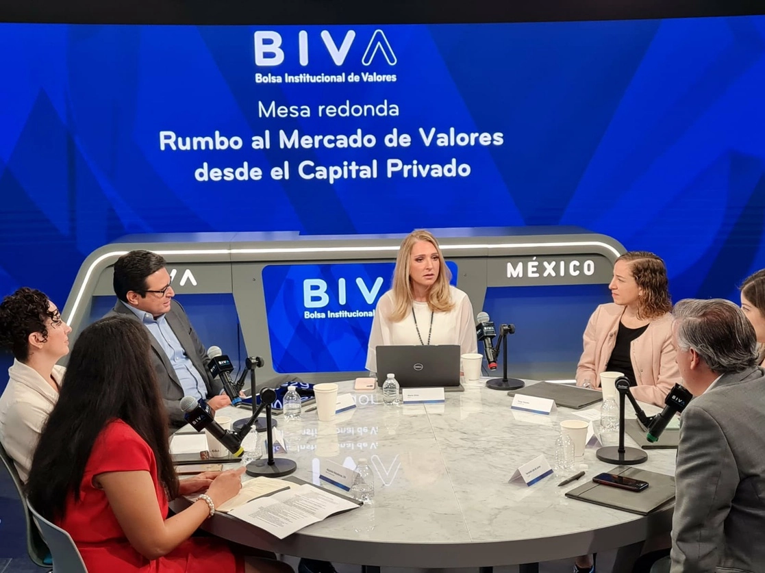 Mesa redonda: “Rumbo al mercado de valores desde el capital privado”, organizada por la Bolsa Institucional de Valores (Biva), el 9 de junio de 2021. Imagen tomada del Twitter de @maria_ariza