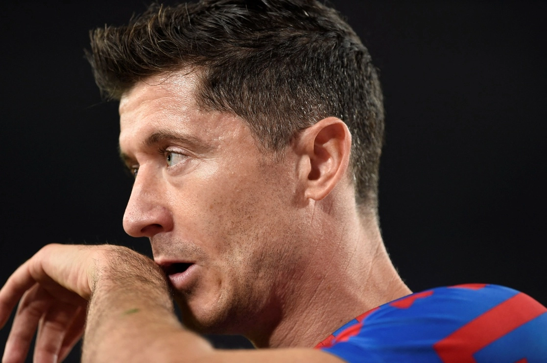 Robert Lewandowski, del Barcelona, previo al partido de la ‘Champions” ante el Bayern Munich en el Camp Nou, el 26 de octubre de 2022. Foto Afp