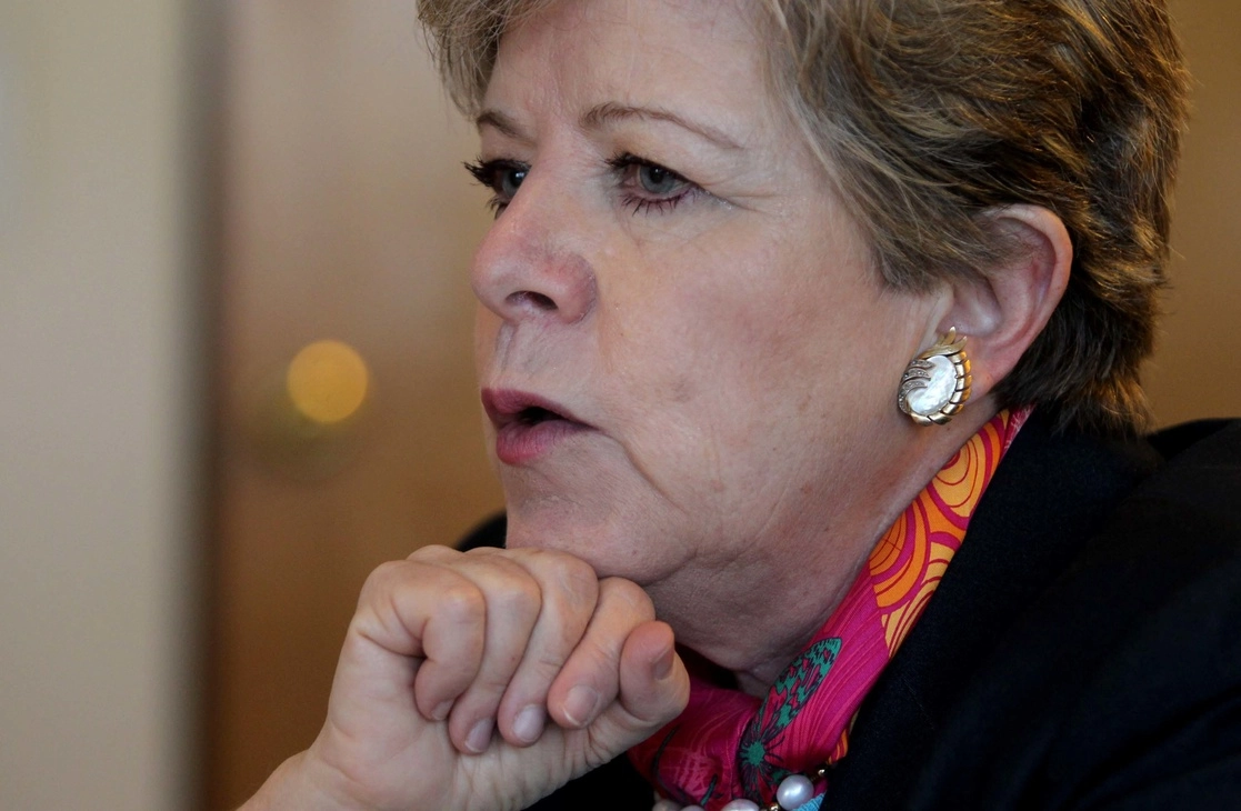 Alicia Bárcena Ibarra anunció una primicia: en noviembre se van a reunir en Oaxaca los presidentes de México, Colombia, Perú y Chile para relanzar la Alianza del Pacífico. Foto Marco Peláez / Archivo