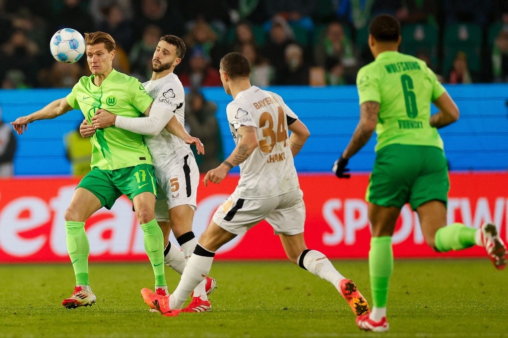 Bayer Leverkusen unterschreibt eine tolle Unentschieden gegen Wolfsburg in Bundesliga