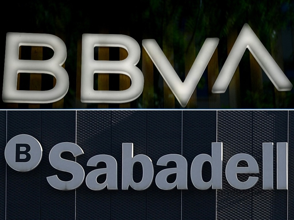 BBVA analyzes a possible merger with Sabadell