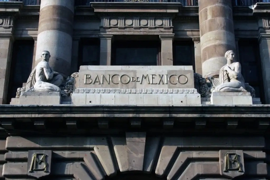 Sede del Banco de México en la capital del país. Foto Roberto García Rivas / Archivo