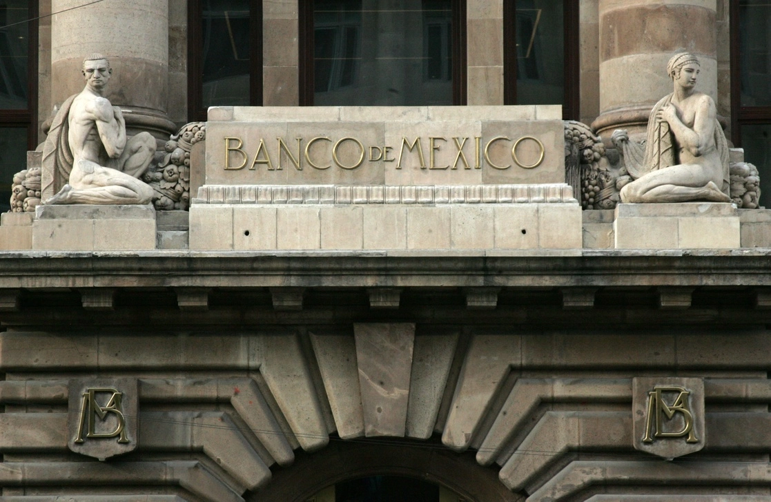 Fachada del Banco de México. Foto Roberto García Rivas