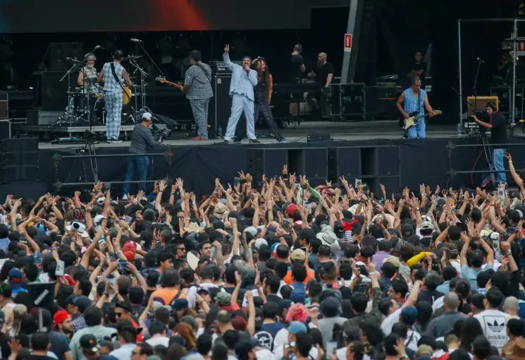 Bersuit y Dr. Shenka en Vive Latino. Foto Víctor Camacho