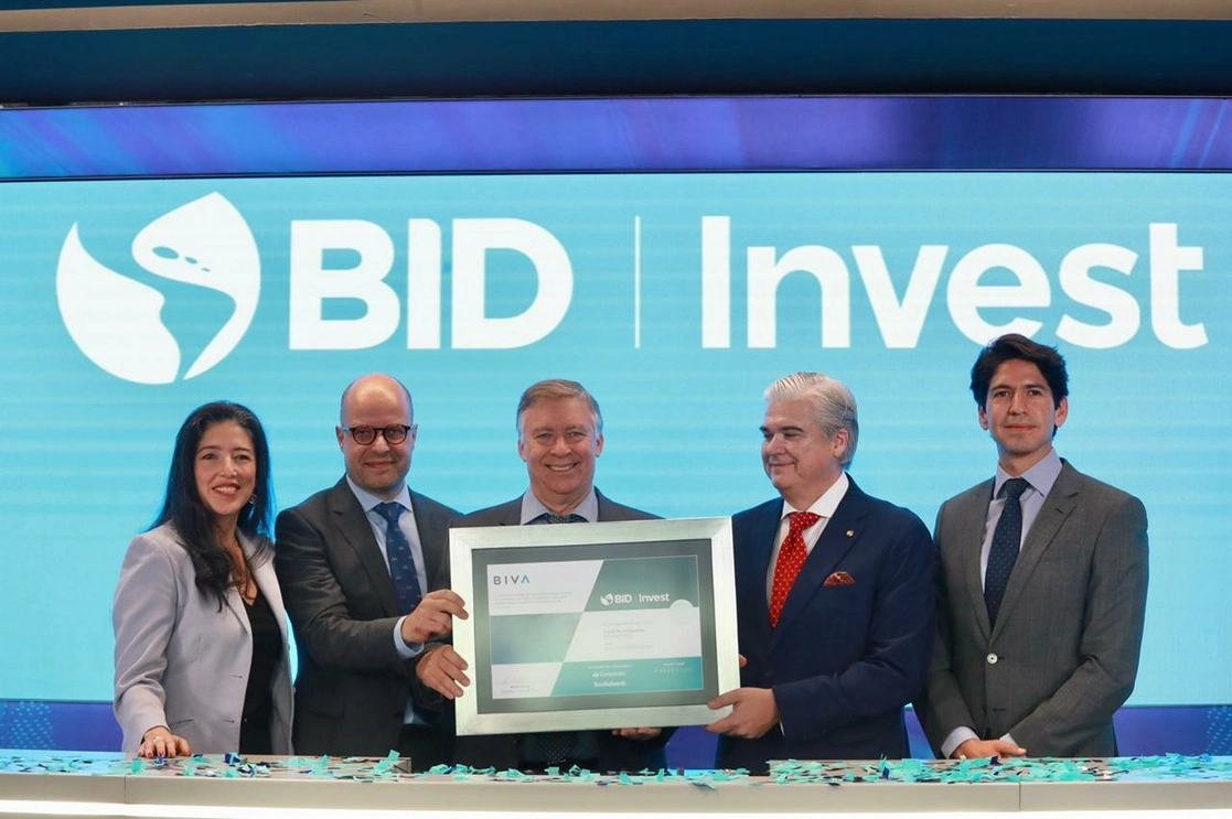 El BID Invest colocó un bono social por un monto de 2 mil 500 mdp en la Bolsa Institucional de Valores, con el fin de financiar nuevos créditos dirigidos a las micro, pequeñas y medianas empresas en México. Foto Luis Castillo