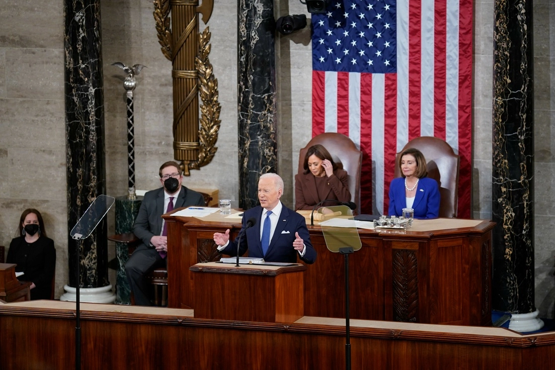El presidente Joe Biden pronuncia su discurso sobre el Estado de la Unión ante una sesión conjunta del Congreso en el Capitolio. Foto Ap