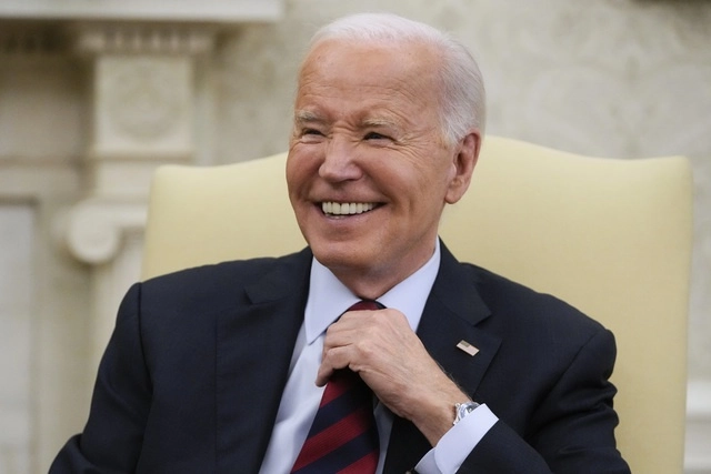 Joe Biden, presidente de Estados Unidos, propondrá una política de protección contra la deportación a cónyuges de ciudadanos americanos. Foto Ap