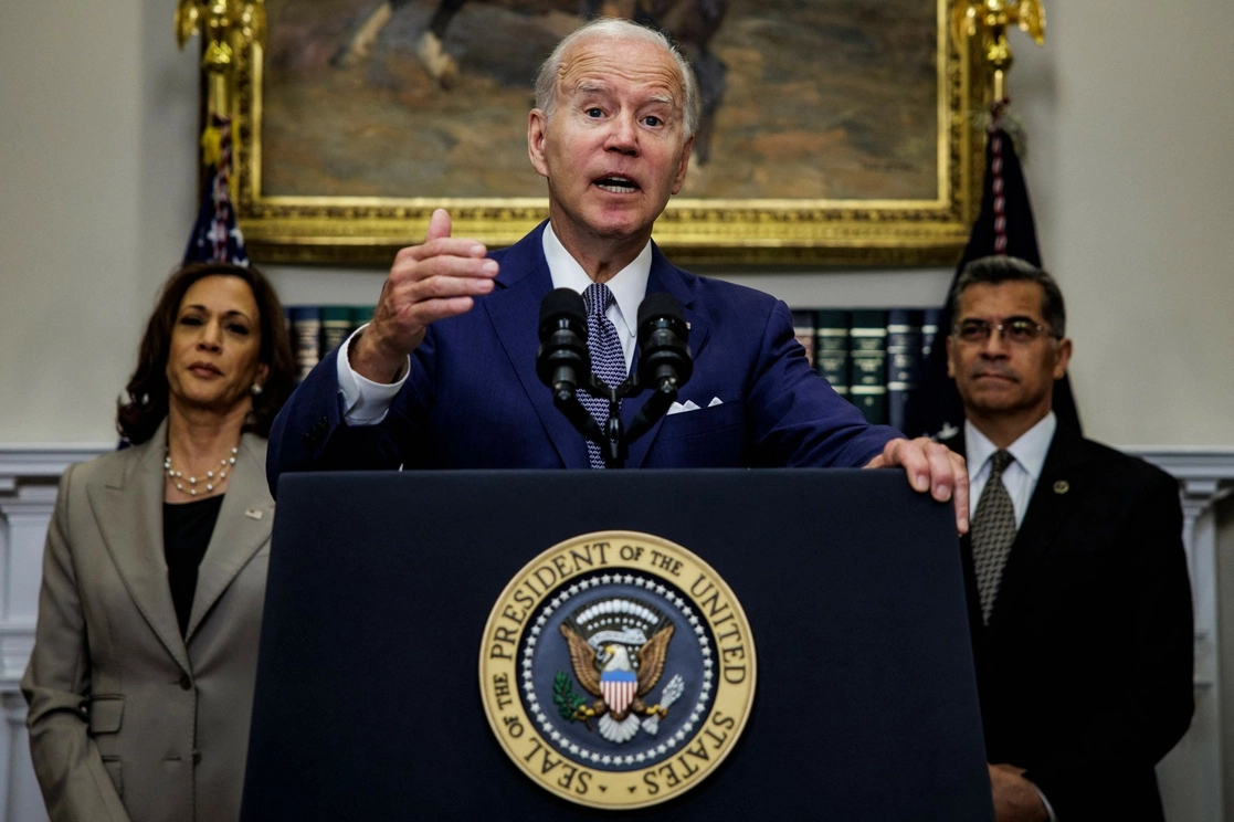 El presidente de los Estados Unidos, Joe Biden, ofrece un discurso sobre el acceso a los servicios de atención de la salud reproductiva, en la Sala Roosevelt de la Casa Blanca en Washington, D.C., el 8 de julio de 2022. Foto Afp