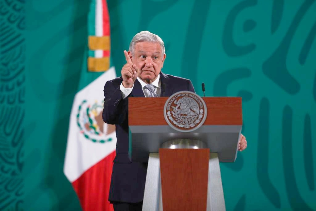 El presidente Andrés Manuel López Obrador durante la conferencia de prensa matutina en Palacio Nacional, el 24 de septiembre de 2021. Foto Yazmín Ortega Cortés
