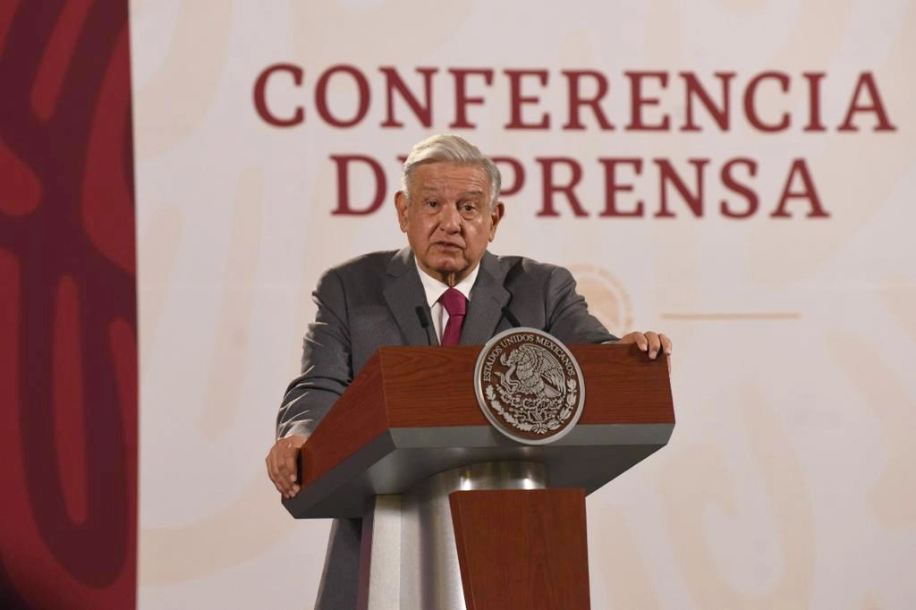 El presidente Andrés Manuel López Obrador durante su conferencia matutina, en Palacio Nacional, en la Ciudad de México, el 21 de octubre de 2022. Foto Yazmin Ortega Cortés